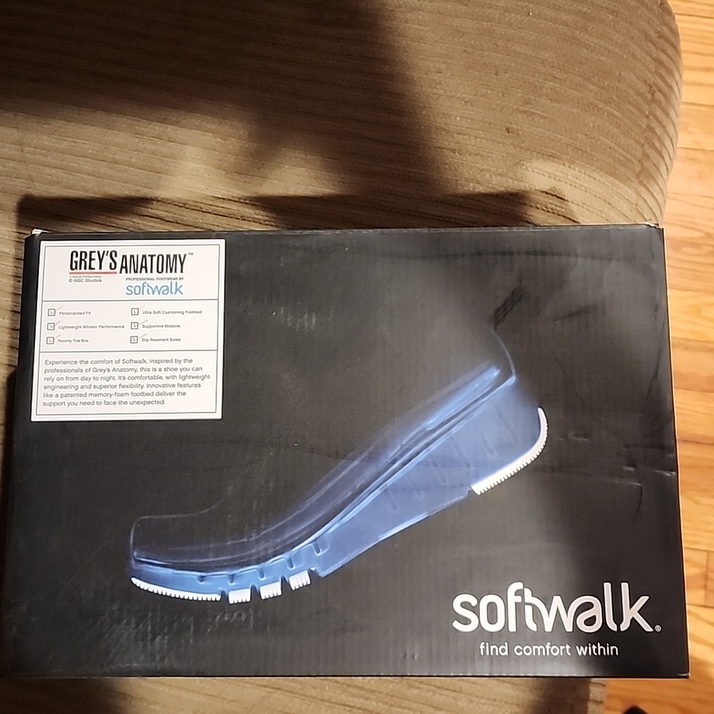 Greys Anatomy Softwalk Size 9.5